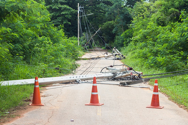 April eSource Newsletter : How to Stay Safe When a Power Line is Down 
